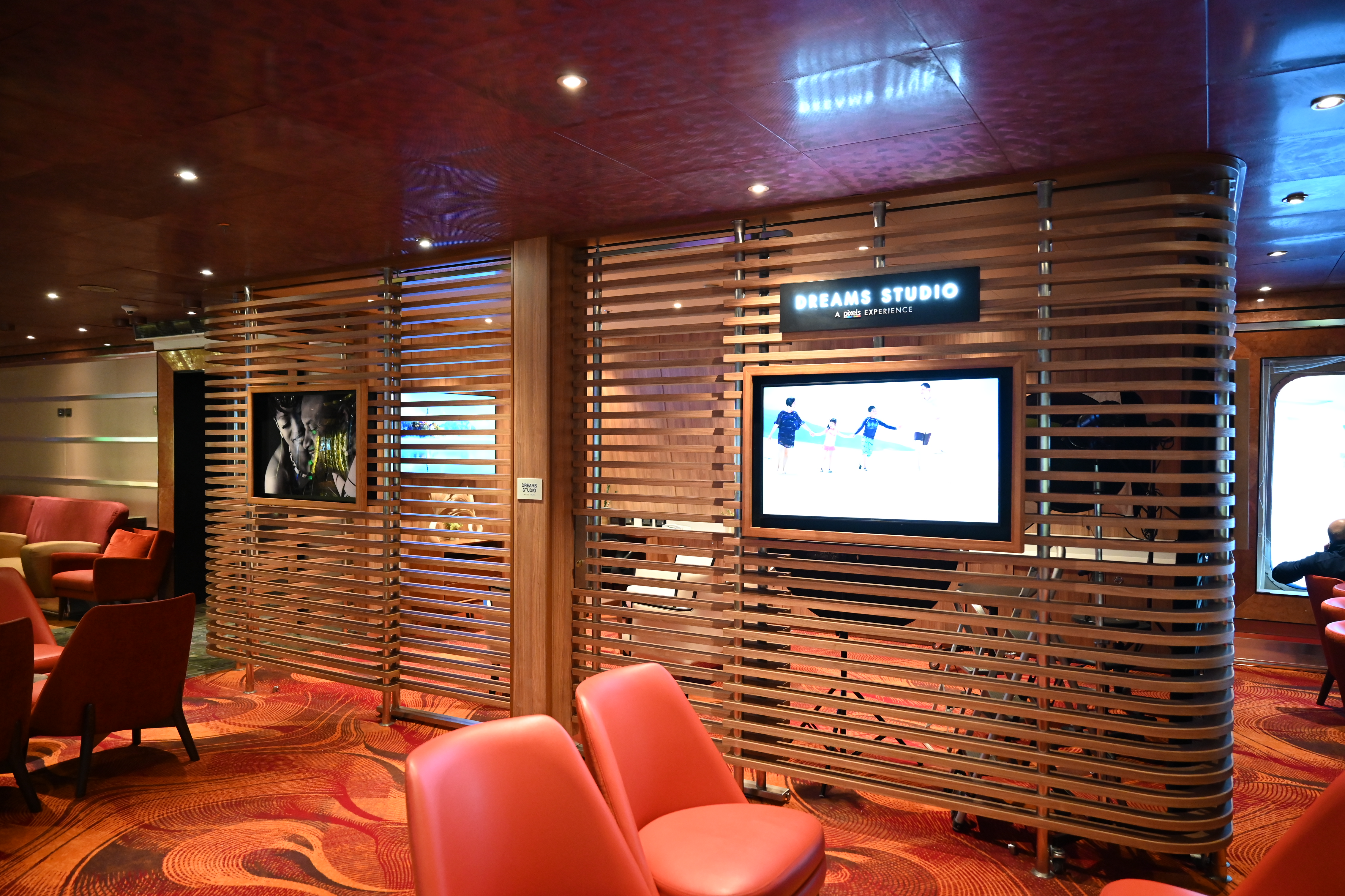 The newly updated Dreams Studio photography space aboard Carnival Dream.